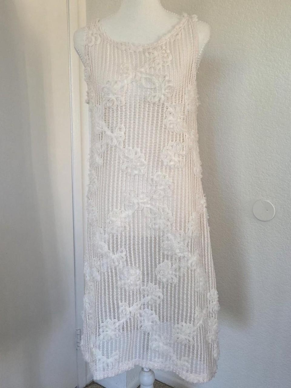 Crochet swimwear midi dress cover up fringed floral applique open knit cream M